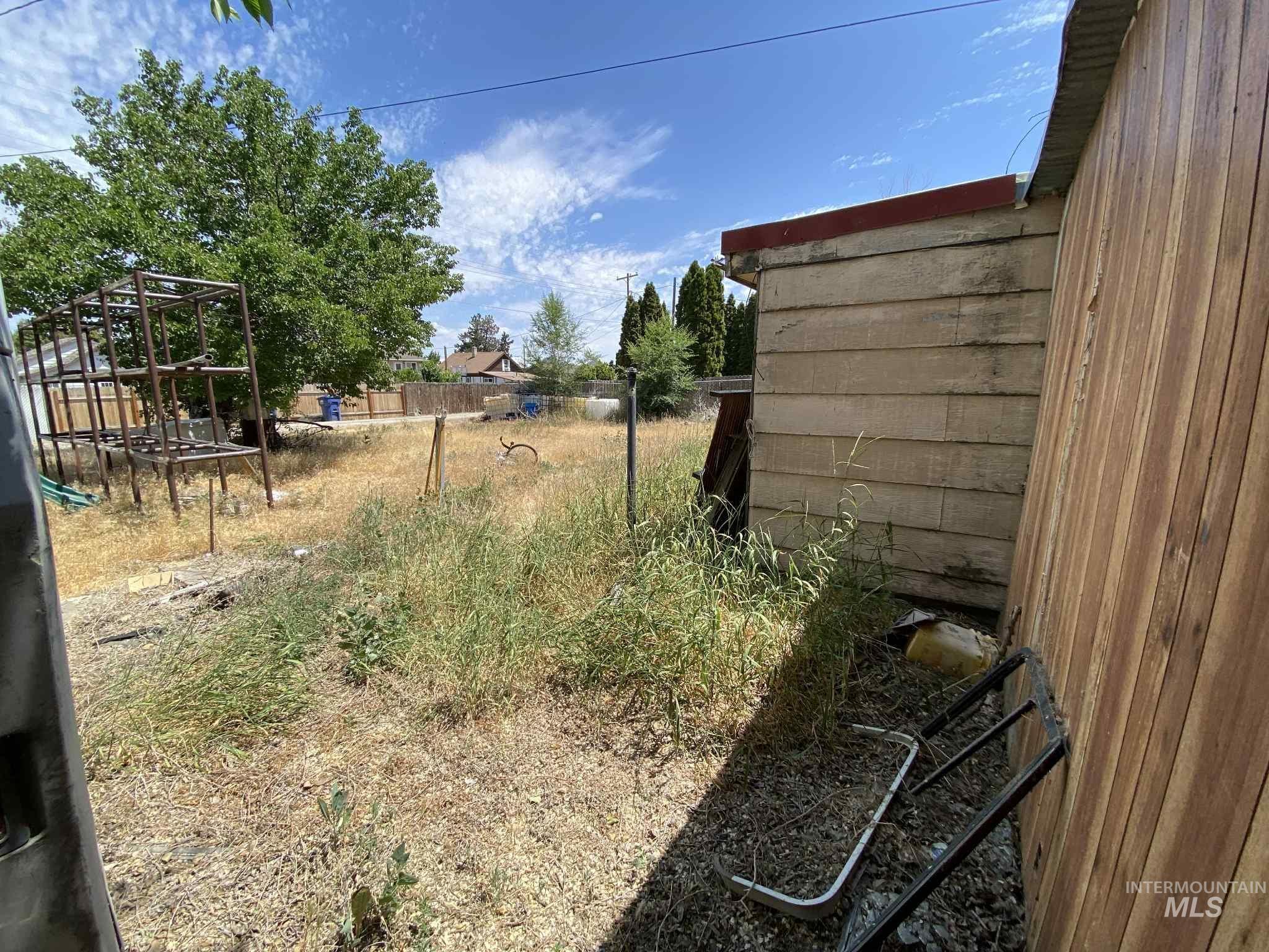 616 Main Street Filer, ID 83328 - Photo 8 of 12 View of yard