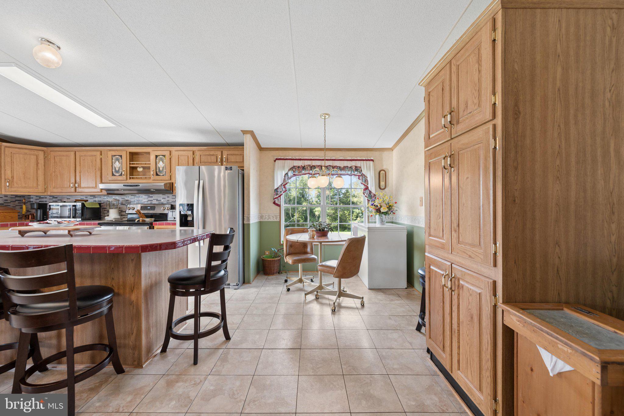 10738 Daysville Road Frederick, MD 21701 - Photo 12 of 47 Breakfast Area