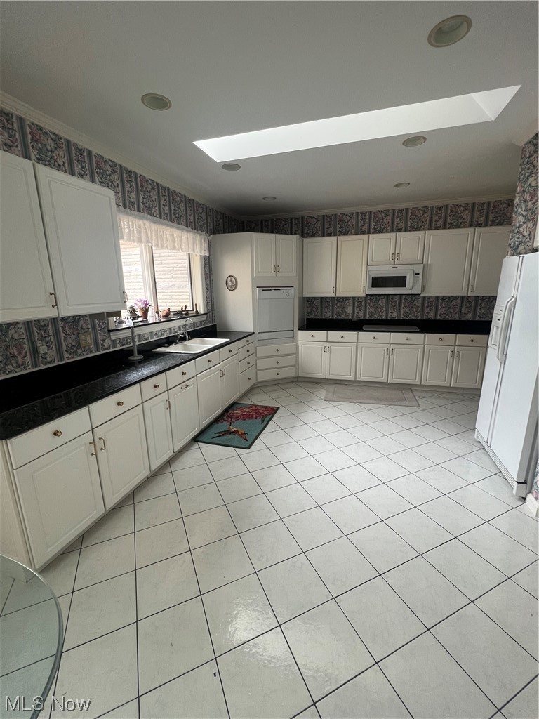 834 North Medina Line Road Akron, OH 44333 - Photo 13 of 40