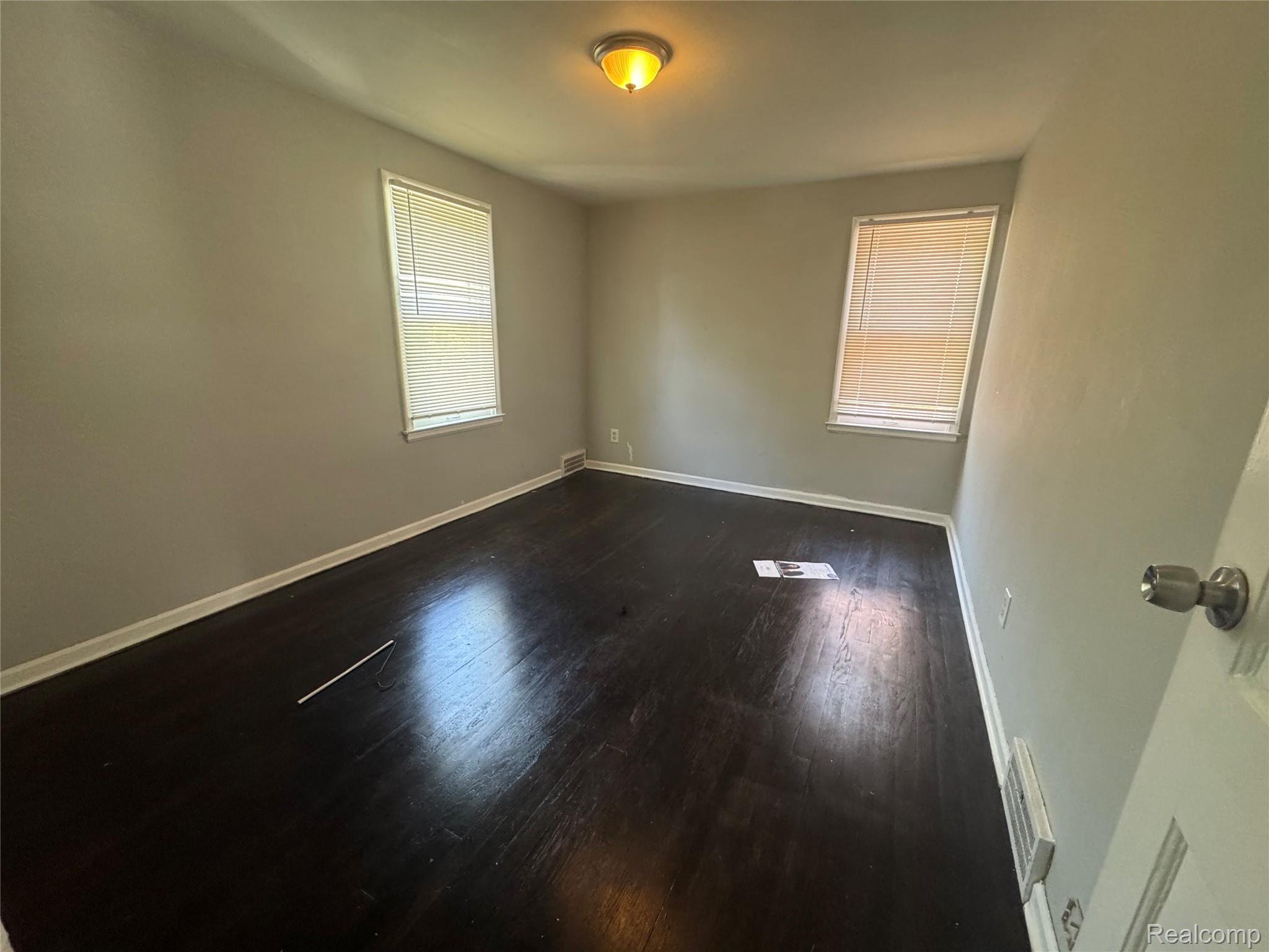 15421 Evergreen Road Detroit, MI 48223 - Photo 12 of 15 IMG_4858.jpeg