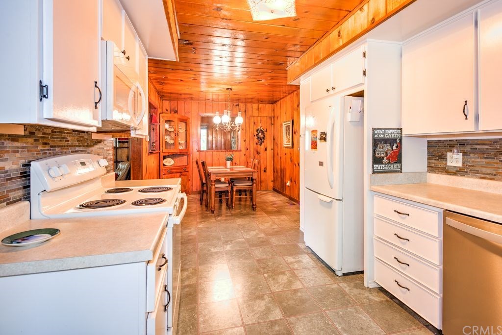 10491 Redwood Road Middletown, CA 95461 - Photo 19 of 22