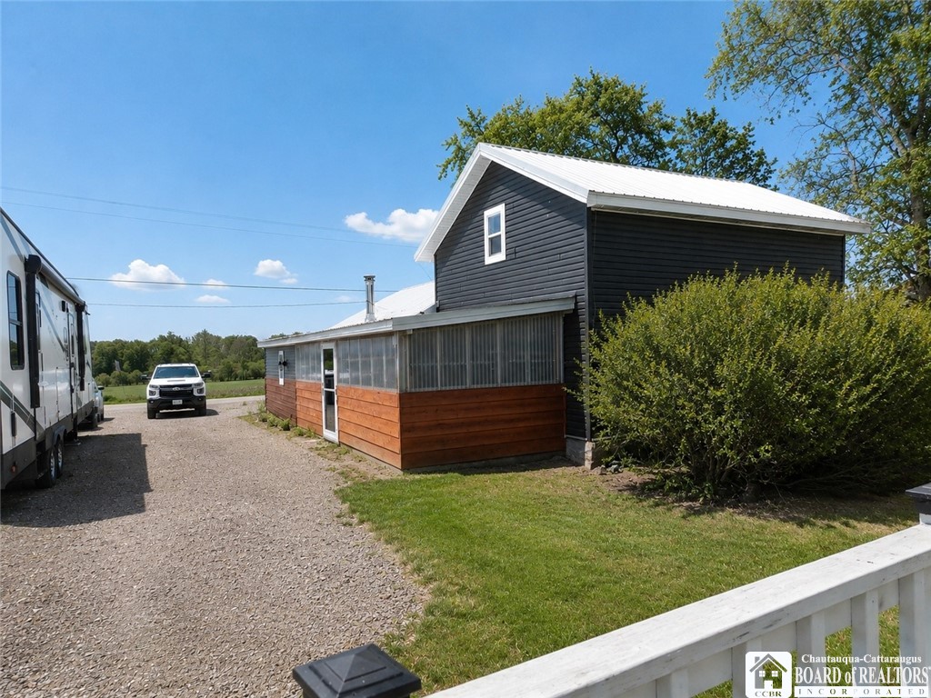 8807 North Hill Road Villenova, NY 14138 - Photo 5 of 48