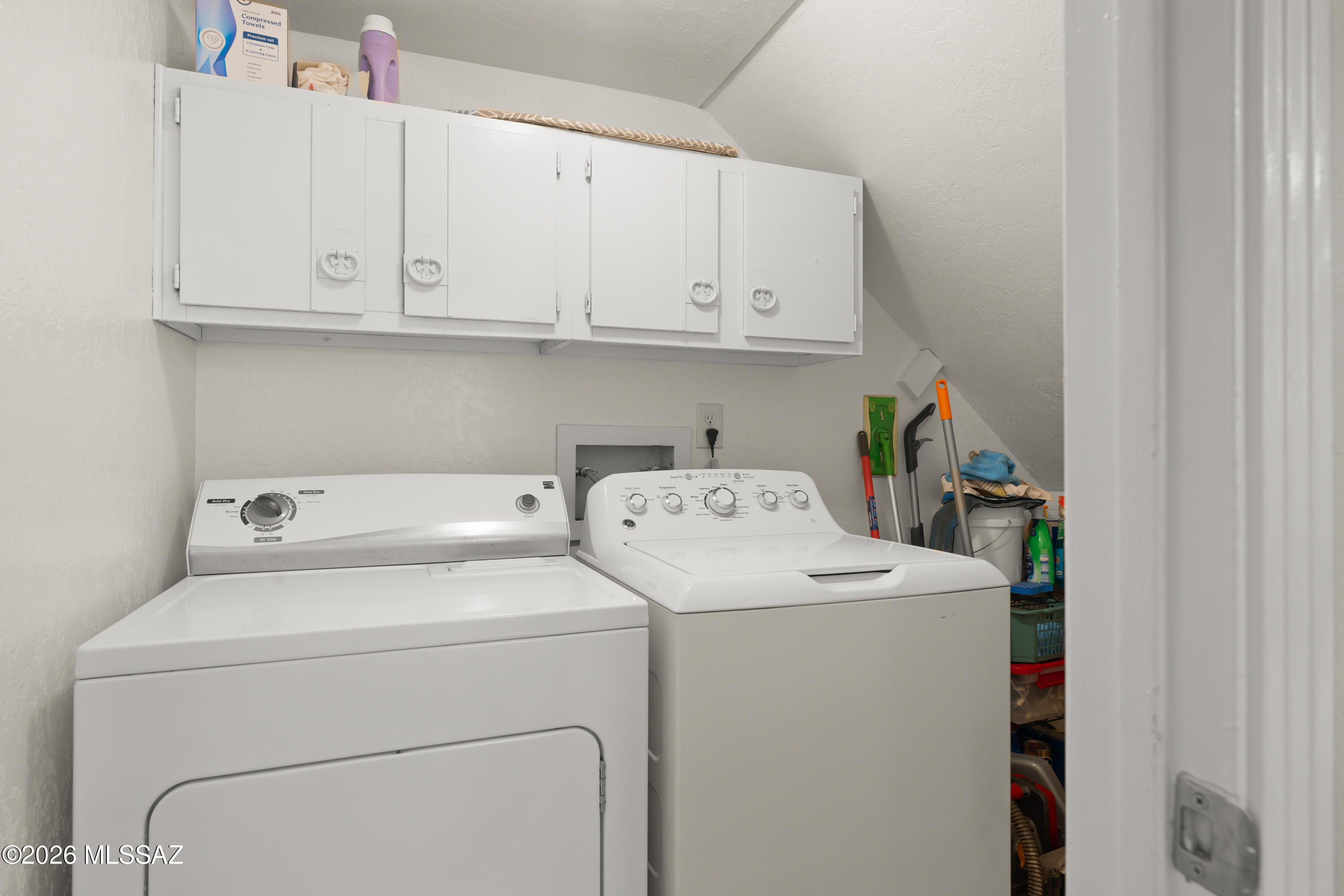 1503 East Prince Road, Unit A Tucson, AZ 85719 - Photo 18 of 35 Laundry Room