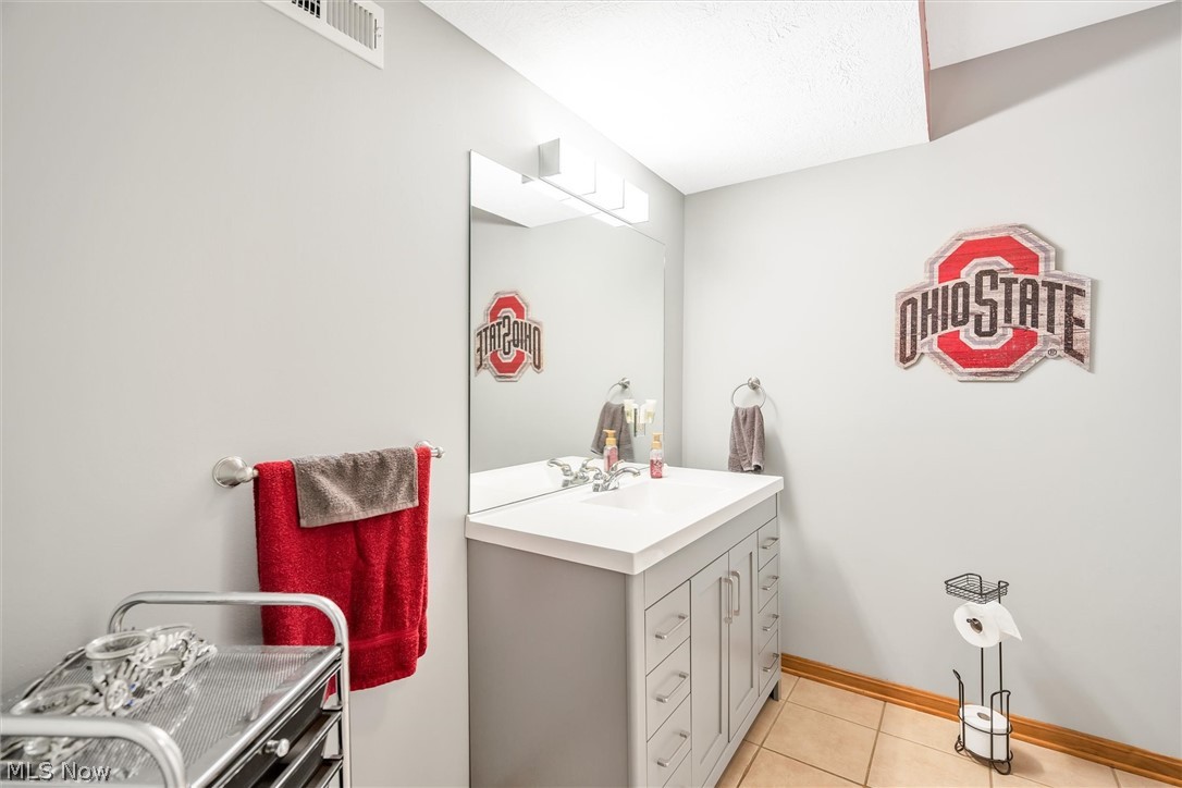 14208 Darrow Road Vermilion, OH 44089 - Photo 30 of 34 Gallery Image 30