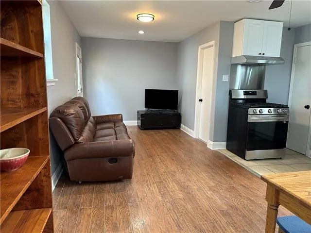 $1,350 | 820 Manson Avenue, Unit B, Metairie, LA 70001