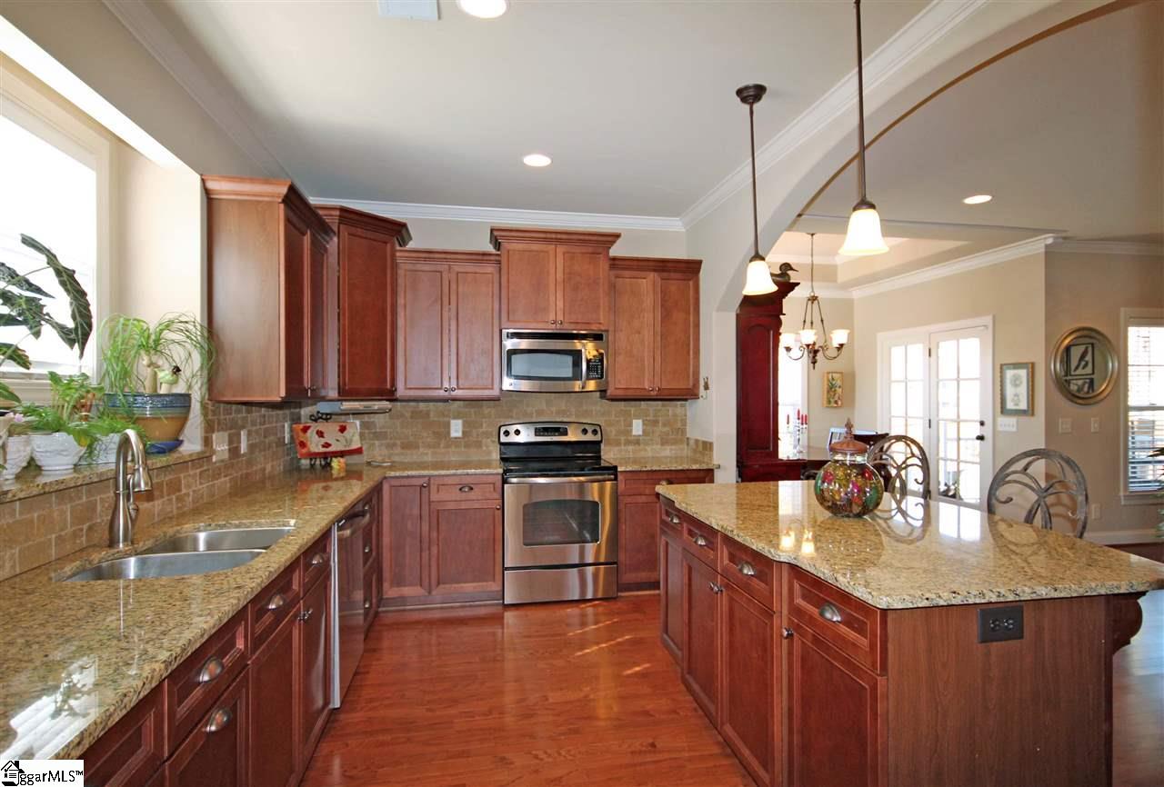 301 Aleutian Way Fountain Inn, SC 29644 - Photo 9 of 28 Gallery Image 9