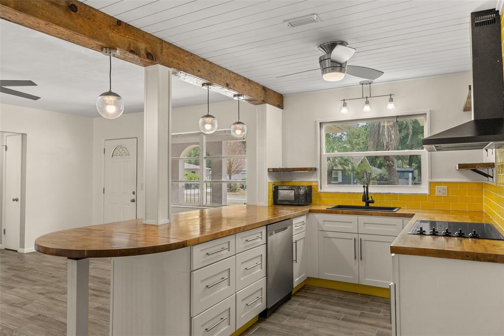 314 Daisy Lane Inverness, FL 34452 - Photo 7 of 23 Gallery Image 7