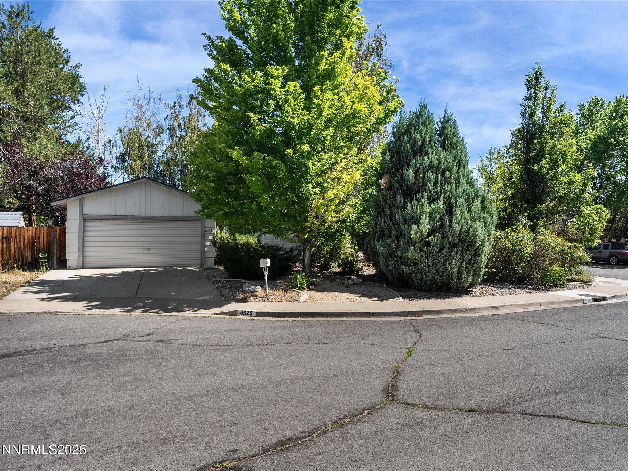 4525 Dos Rios Court Reno, NV 89502 - Photo 3 of 36 03-4525 Dos Rios Ct-102