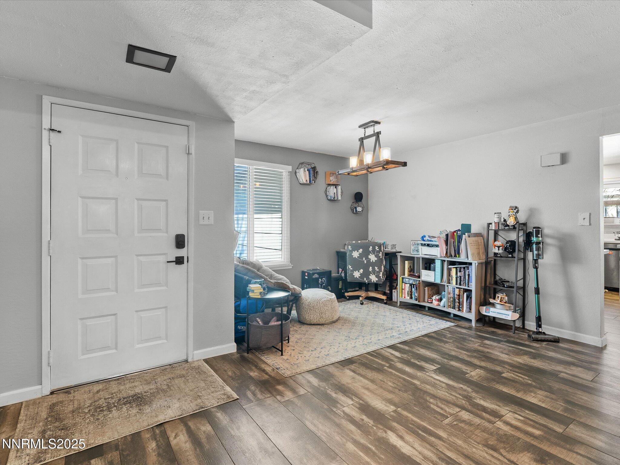 4525 Dos Rios Court Reno, NV 89502 - Photo 8 of 36 10-4525 Dos Rios Ct-109