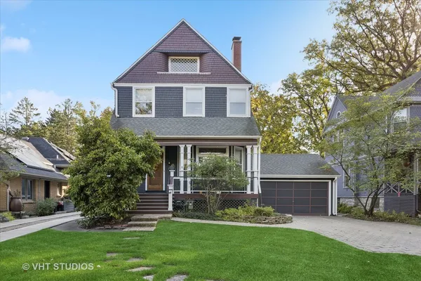 $1,050,000 | 327 Gale Avenue, River Forest, IL 60305