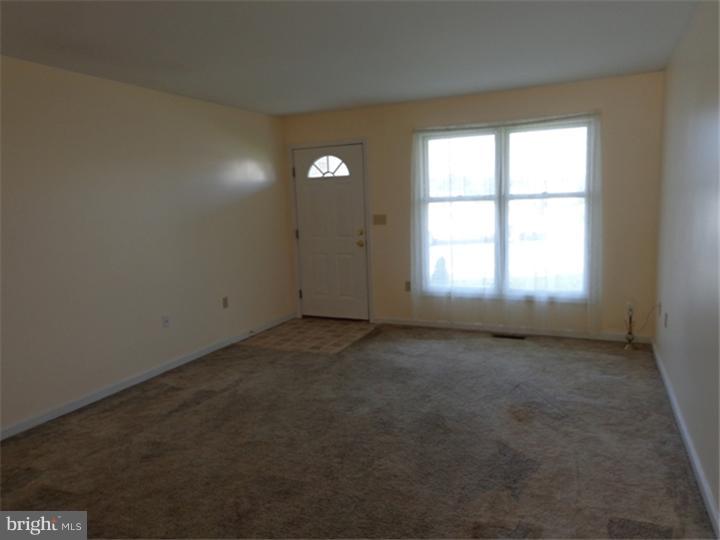 107 Joseph Road Northampton, PA 18067 - Photo 5 of 24 Gallery Image 5