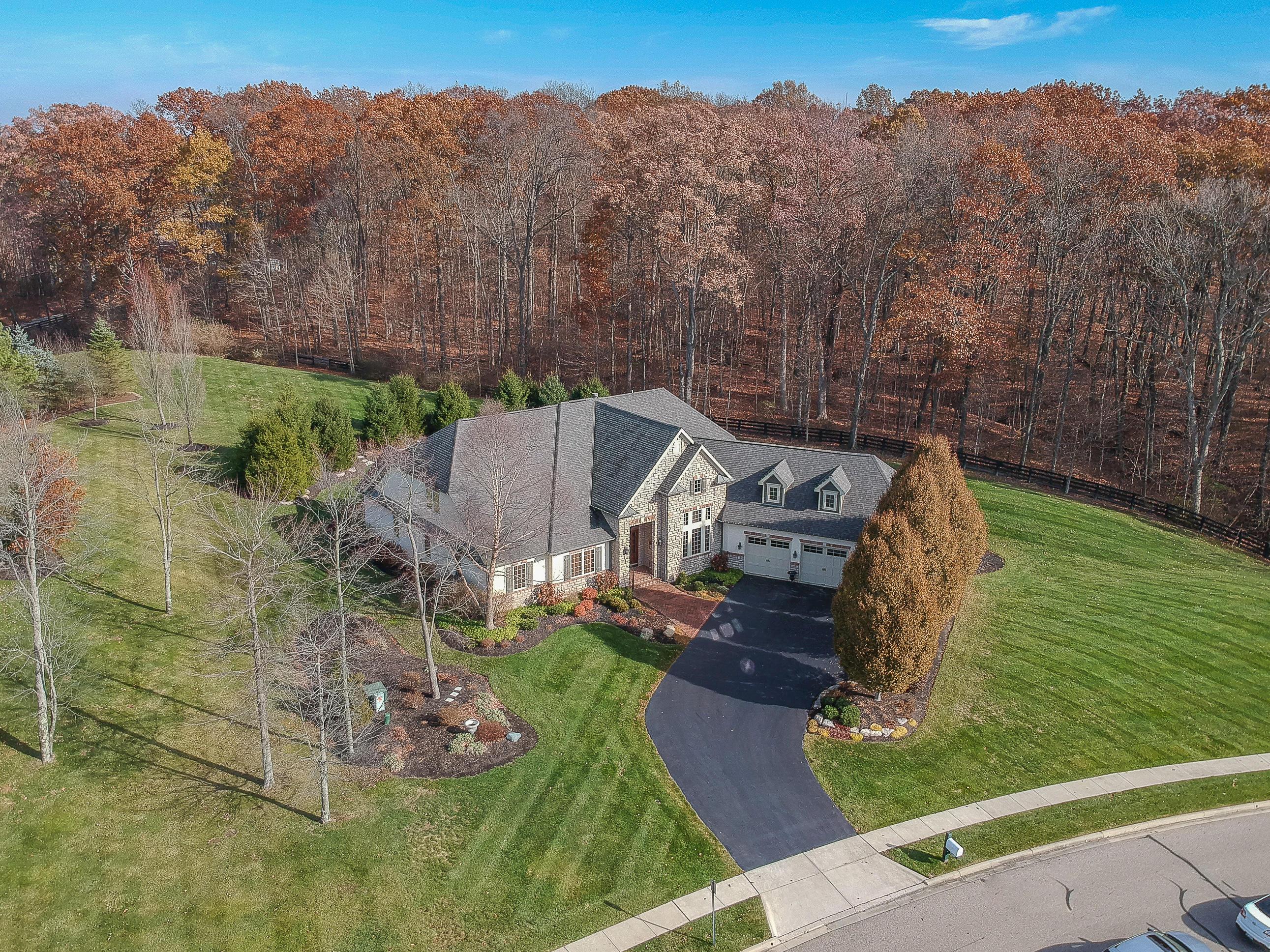 8219 Deep Run Powell, OH 43065 - Photo 3 of 57 Gallery Image 3