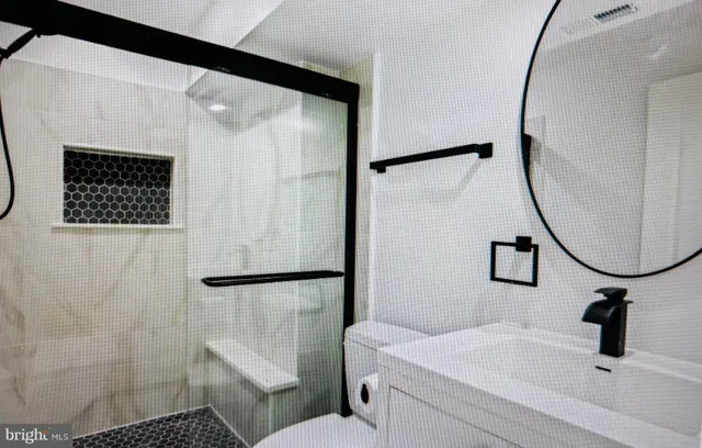 $2,695 | 15990 Charles Town Road, Charles Town, WV 25414