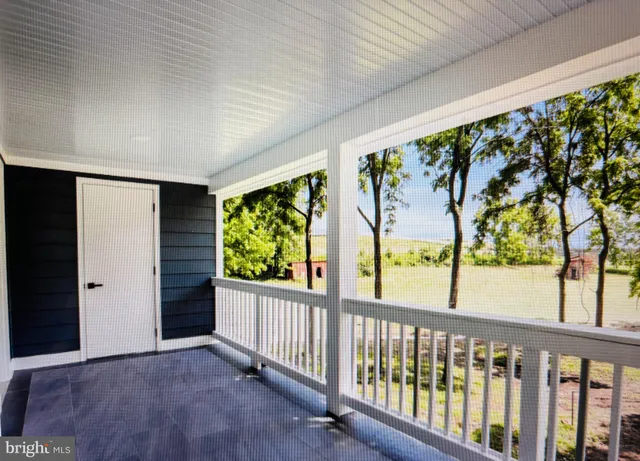 $2,695 | 15990 Charles Town Road, Charles Town, WV 25414