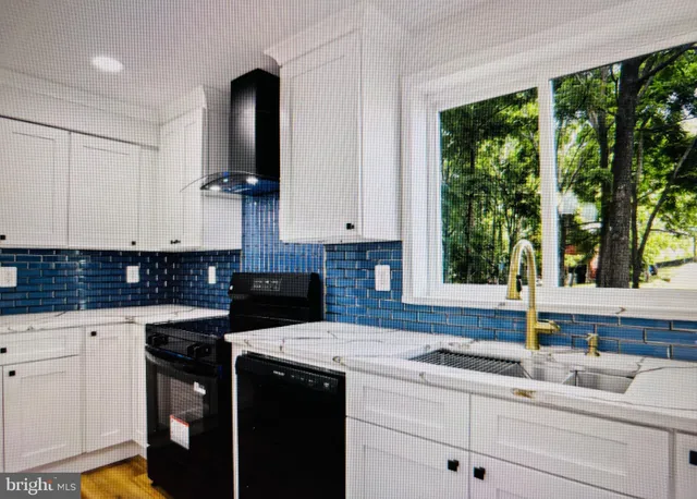 $2,695 | 15990 Charles Town Road, Charles Town, WV 25414