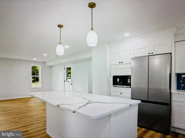 $2,695 | 15990 Charles Town Road, Charles Town, WV 25414