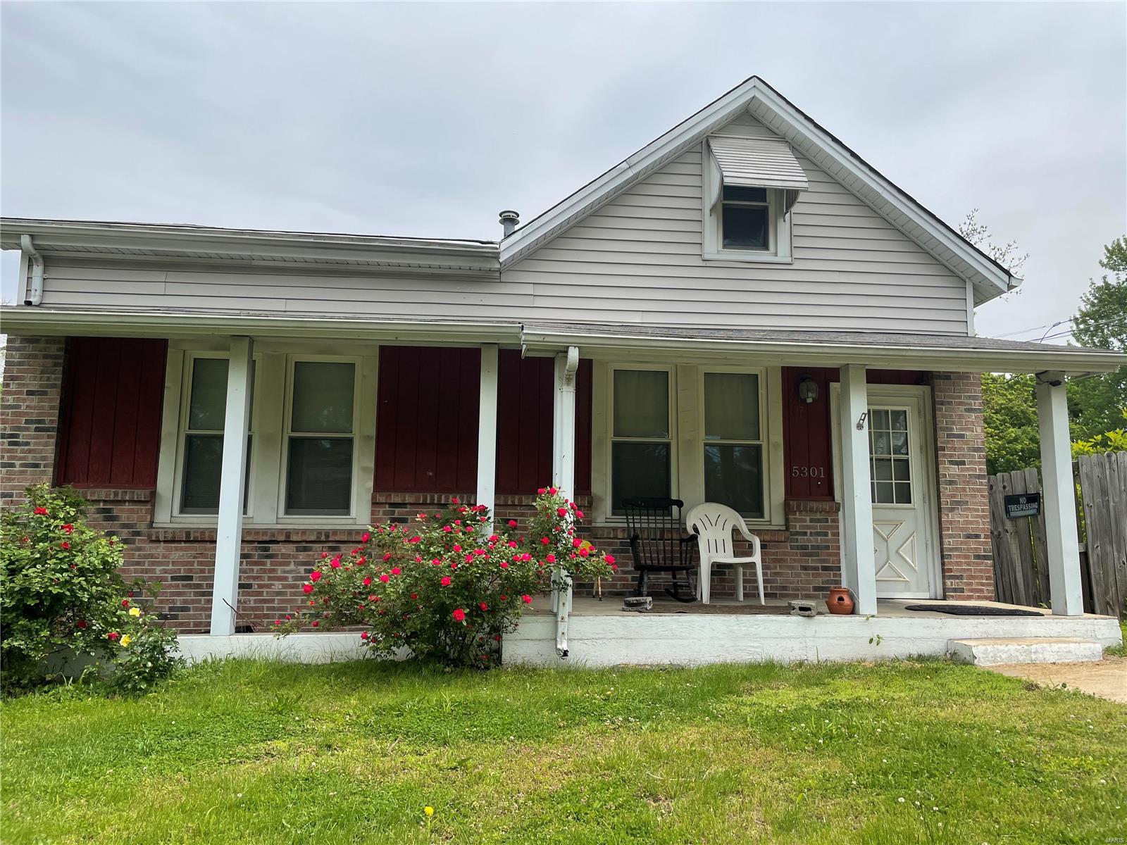5301 Heege Road St. Louis, MO 63123 - Photo 2 of 10 Gallery Image 2