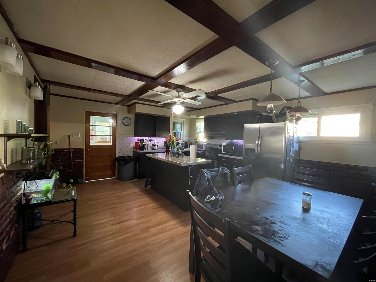 5301 Heege Road St. Louis, MO 63123 - Photo 5 of 10 Gallery Image 5