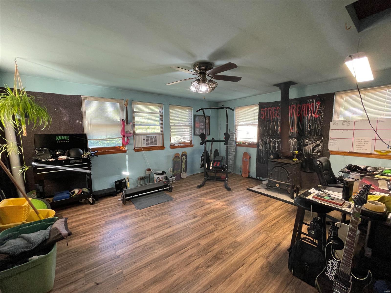 5301 Heege Road St. Louis, MO 63123 - Photo 7 of 10 Gallery Image 7