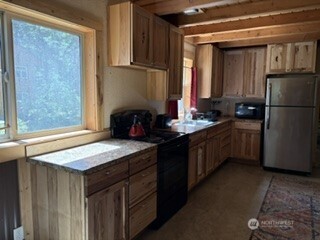19045 Gill Creek Road Leavenworth, WA 98826 - Photo 7 of 16