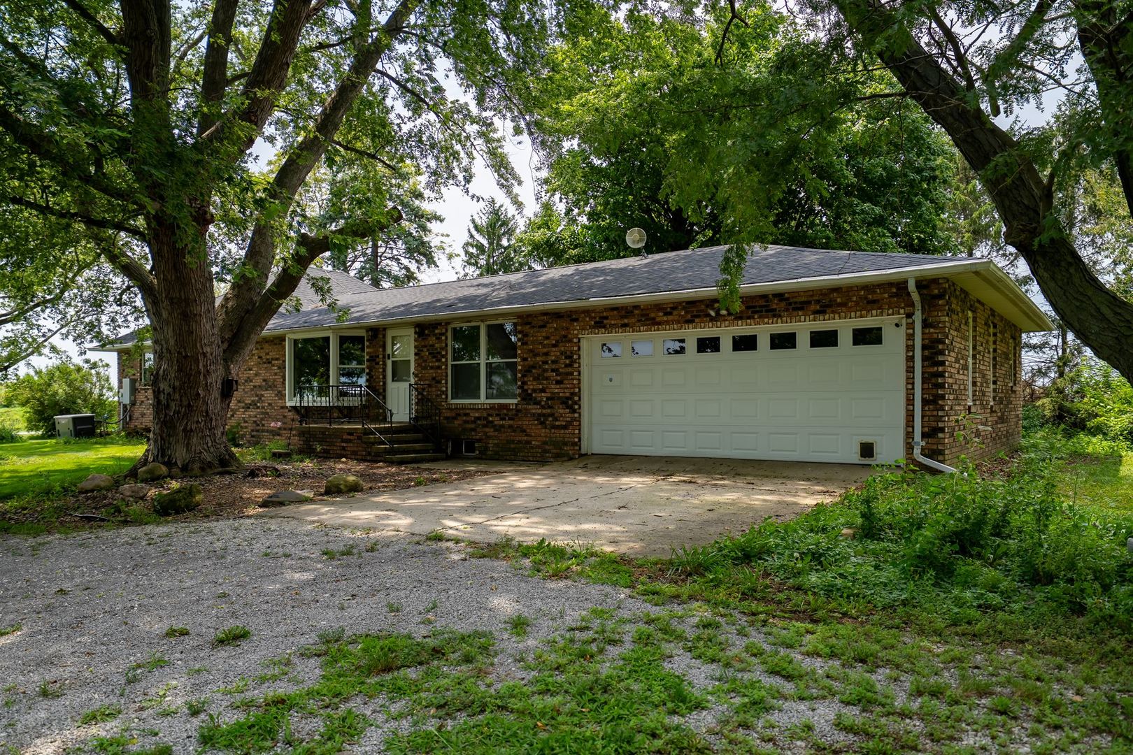 33777 East 500 N Road Chatsworth, IL 60921 - Photo 3 of 49 Gallery Image 3
