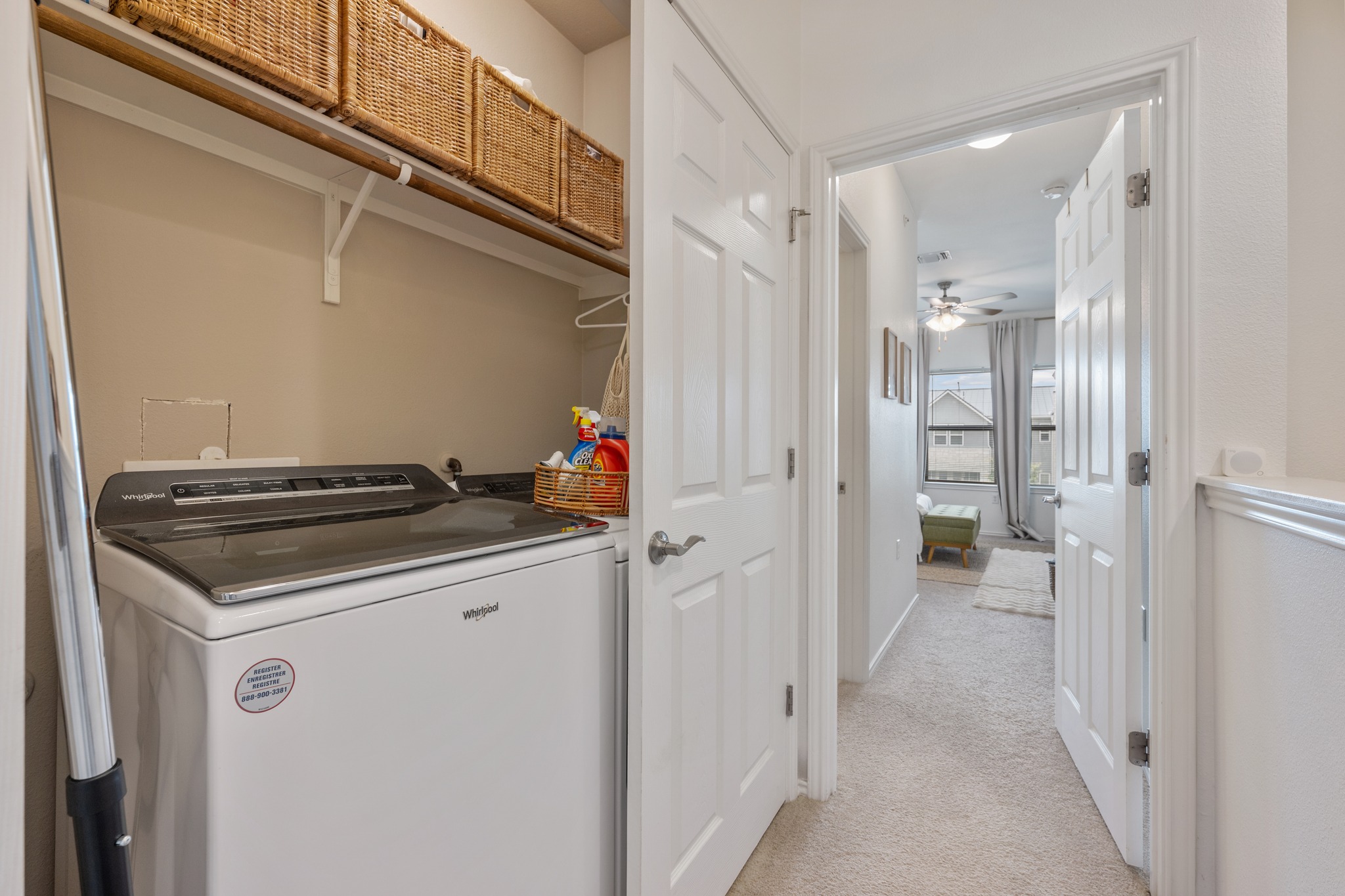 4400 Vaughan Street, Unit B Austin, TX 78723 - Photo 24 of 29 a view of a kitchen from the hallway