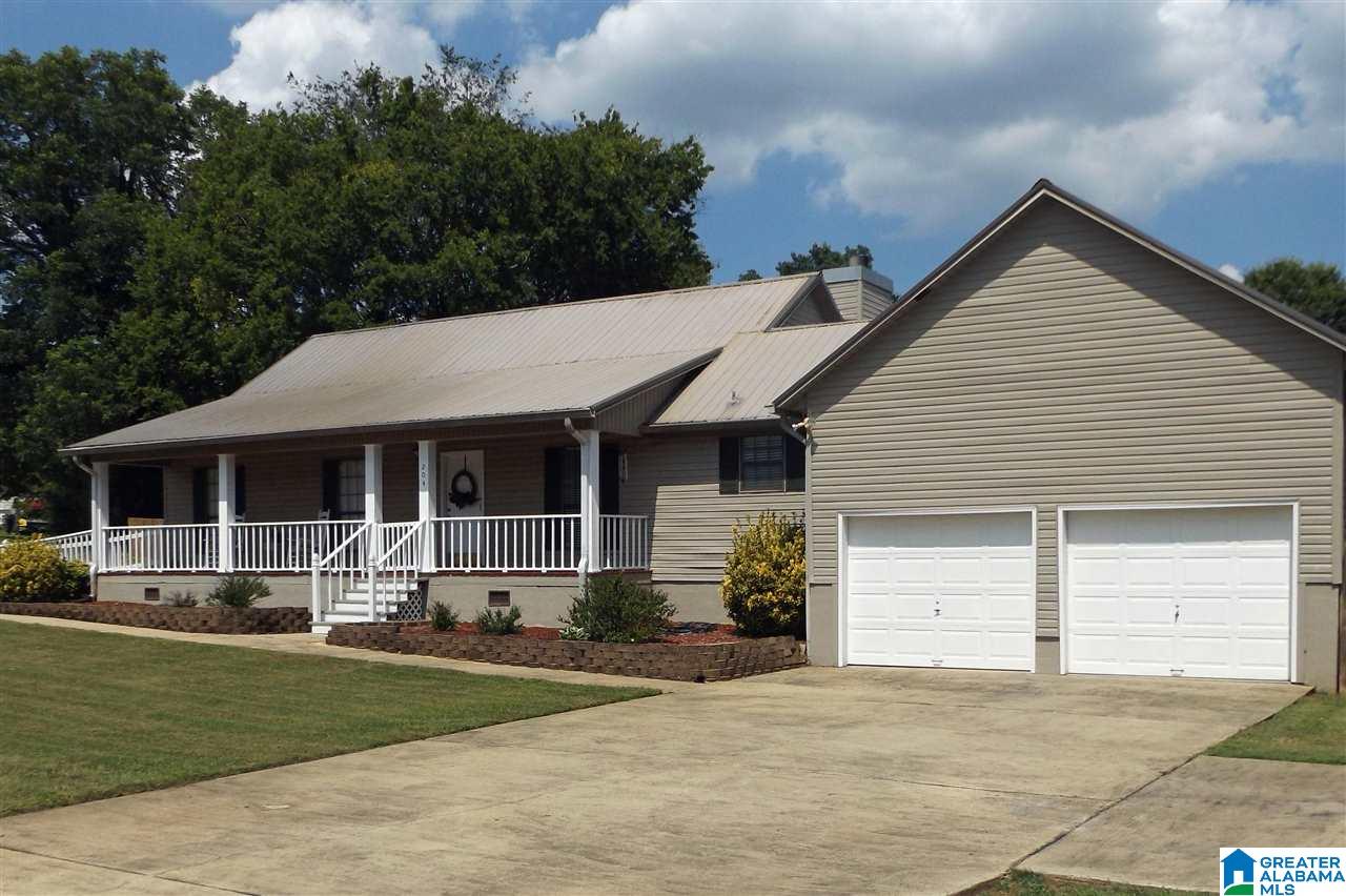 204 Douglas Road Anniston, AL 36207 - Photo 2 of 22