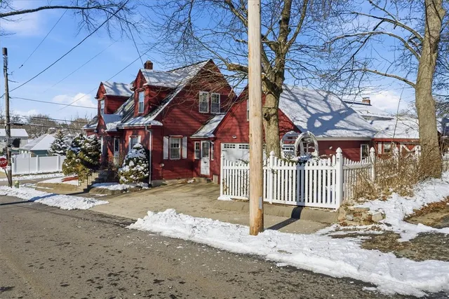 $379,900 | 269 Nelson Street, Providence, RI 02908