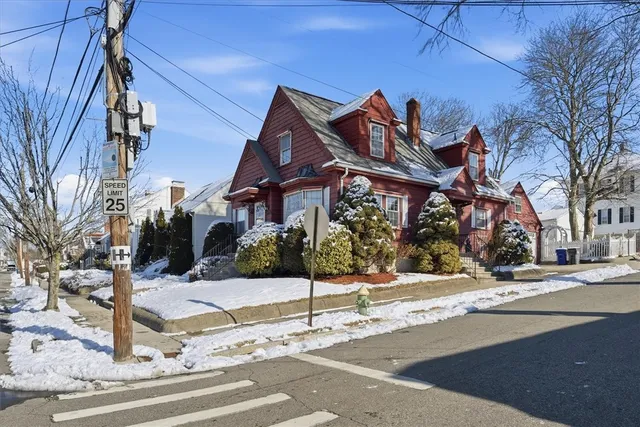 $379,900 | 269 Nelson Street, Providence, RI 02908