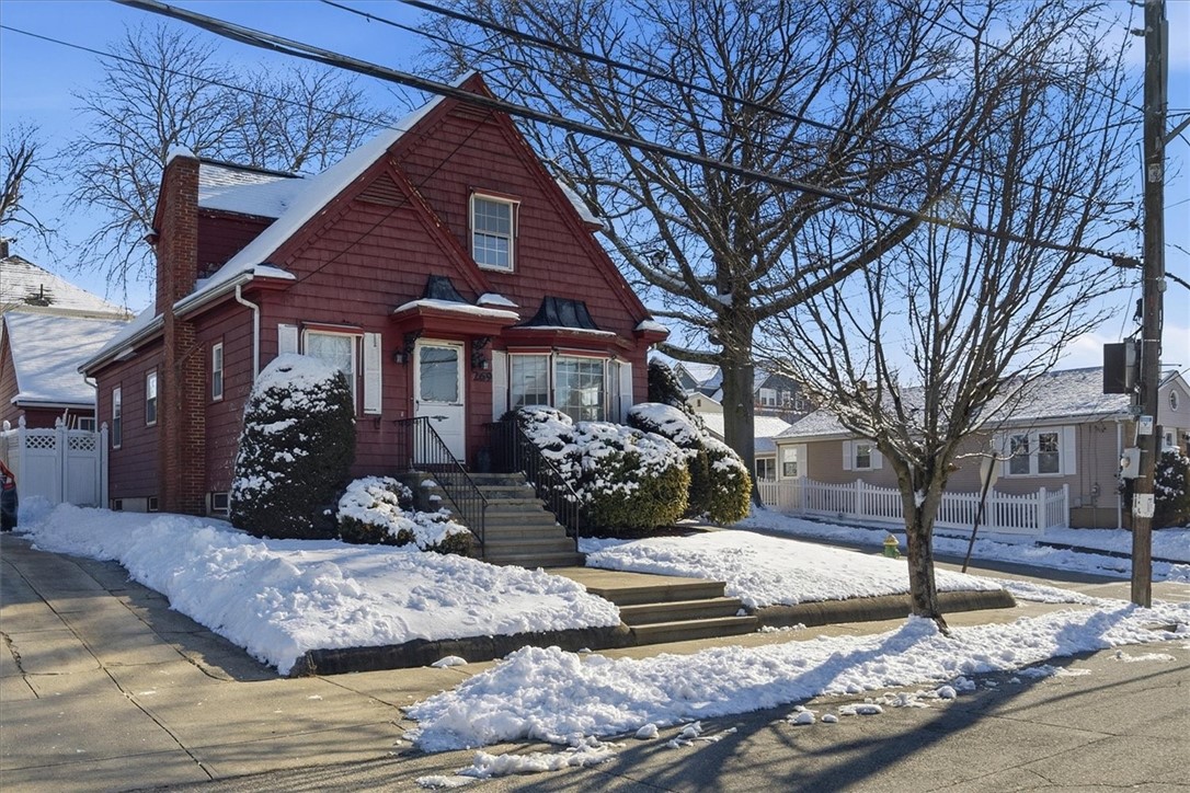 269 Nelson Street Providence, RI 02908 - Photo 3 of 20