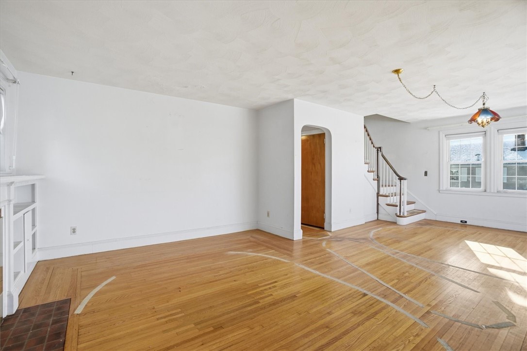 269 Nelson Street Providence, RI 02908 - Photo 6 of 20