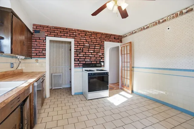 $379,900 | 269 Nelson Street, Providence, RI 02908