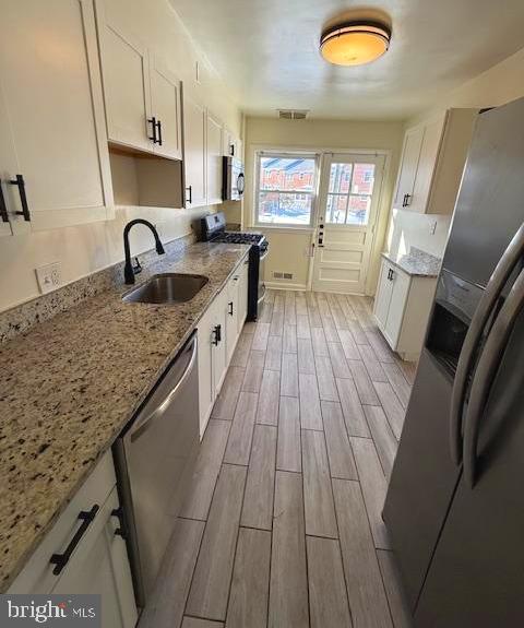 1102 Harwall Road Gwynn Oak, MD 21207 - Photo 3 of 18 Stainless appliances