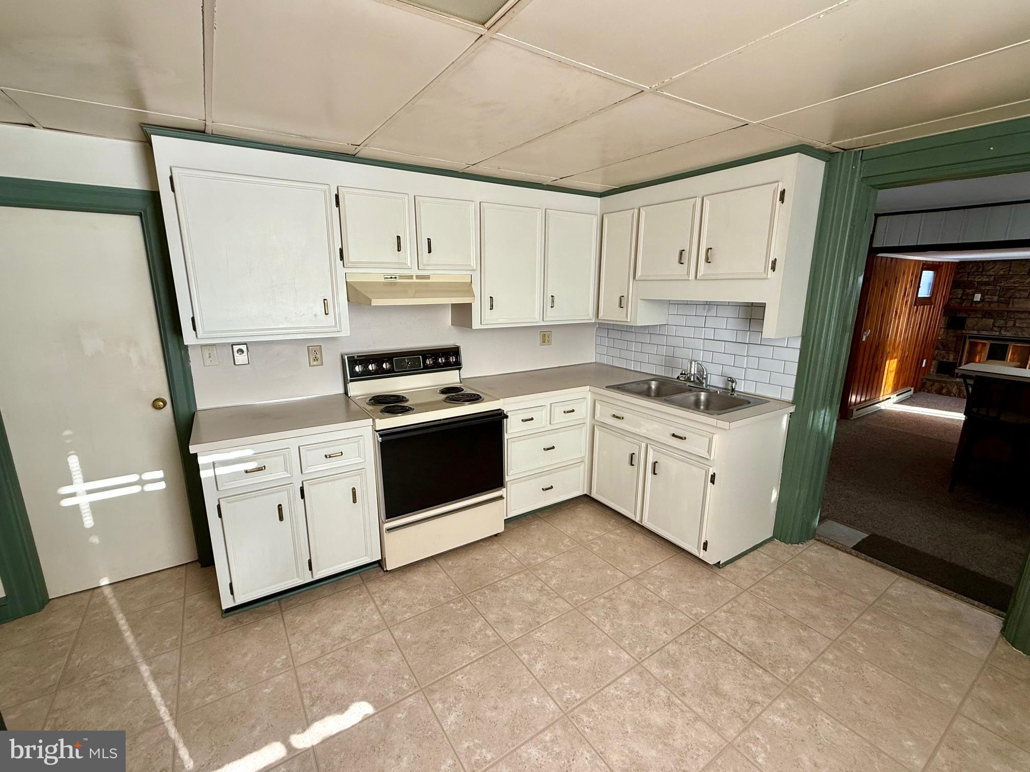 4576 Lemar Road, Unit 4 Mercersburg, PA 17236 - Photo 5 of 11 Kitchen