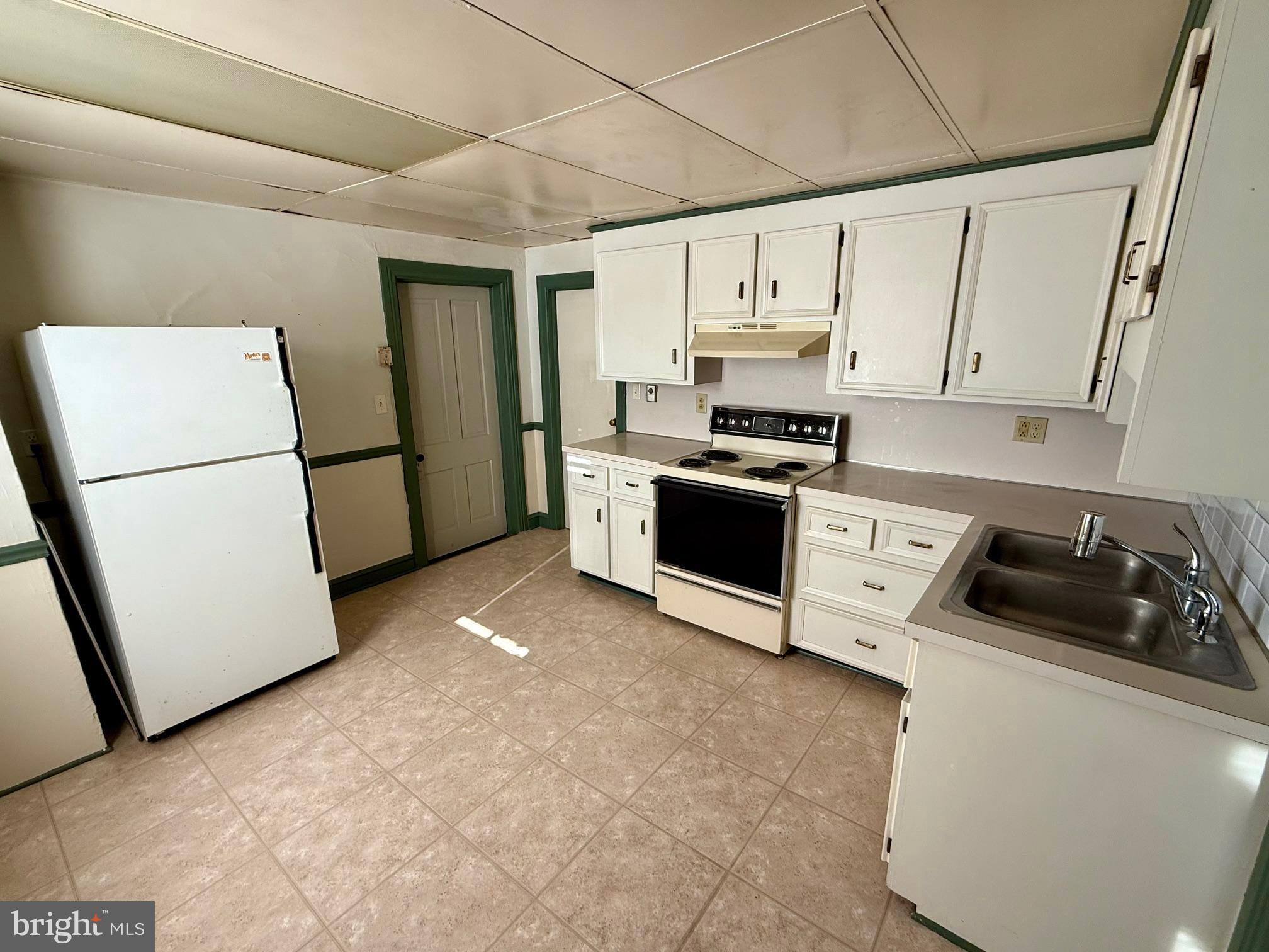 4576 Lemar Road, Unit 4 Mercersburg, PA 17236 - Photo 6 of 11 Kitchen