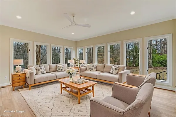 $900,000 | 231 River Ridge Road, Eden, NC 27288