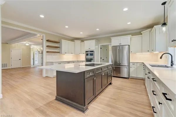 $900,000 | 231 River Ridge Road, Eden, NC 27288