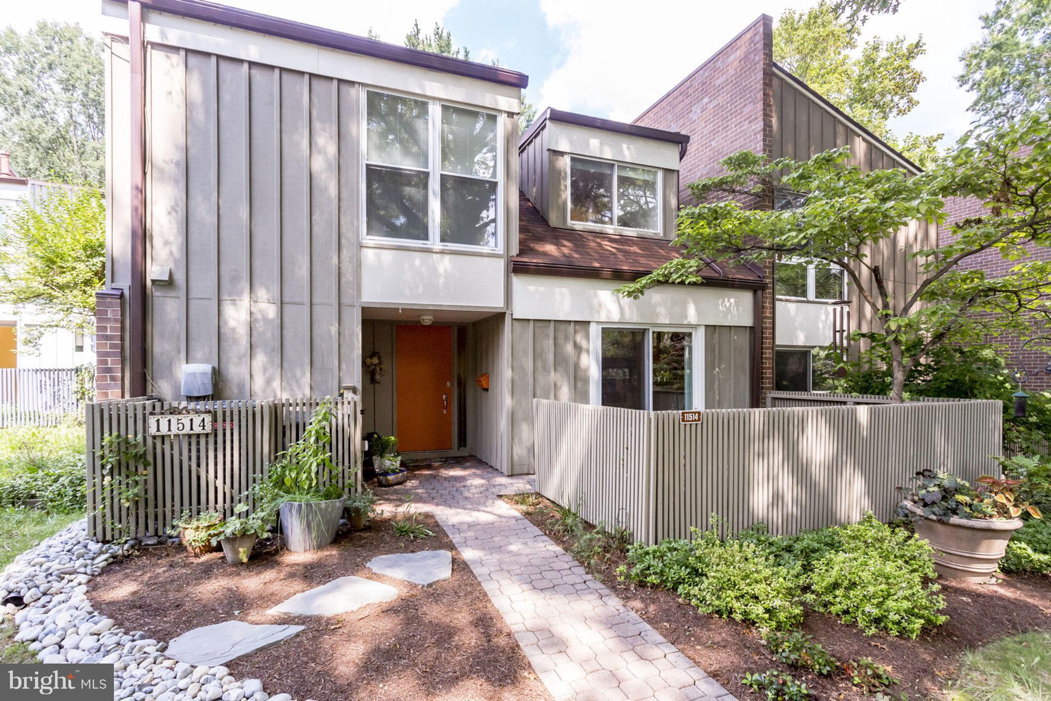 11514 Links Drive Reston, VA 20190 - Photo 1 of 30 Exterior (Front)