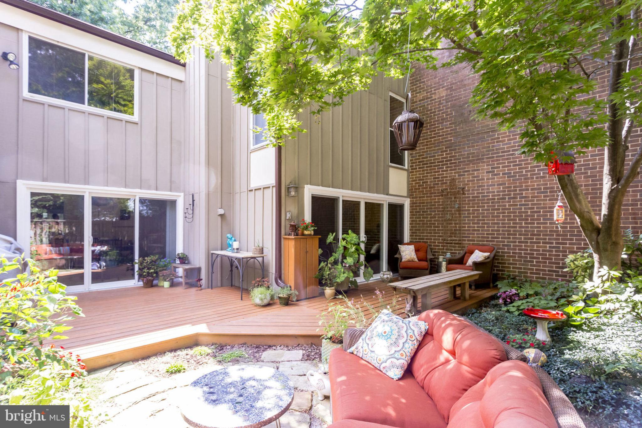 11514 Links Drive Reston, VA 20190 - Photo 15 of 30 Plenty of Space for Entertaining