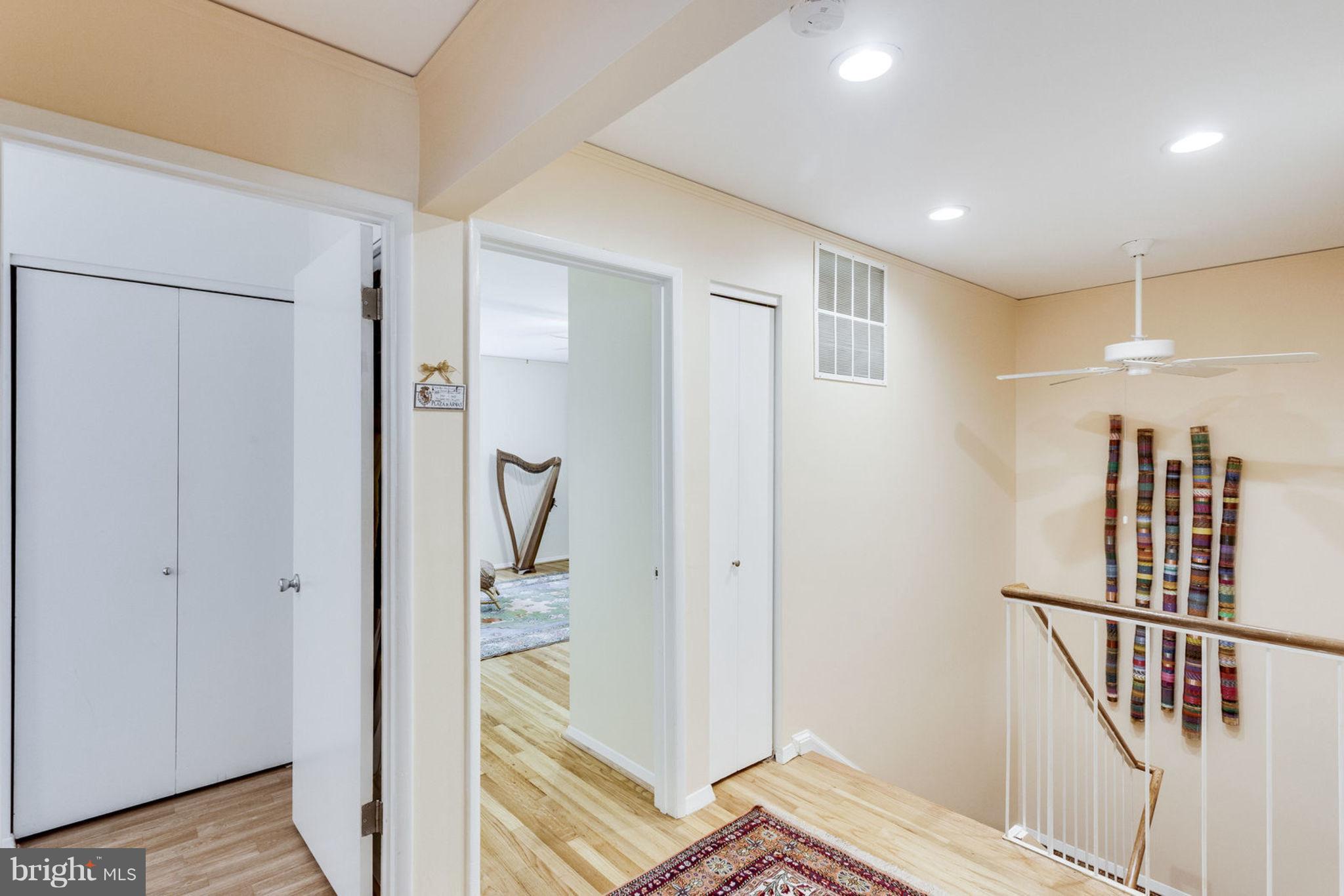 11514 Links Drive Reston, VA 20190 - Photo 18 of 30 Second Floor Hallway