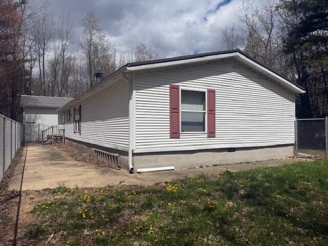 687 North Frank Smith Road Luther, MI 49656 - Photo 8 of 42 IMG_6082