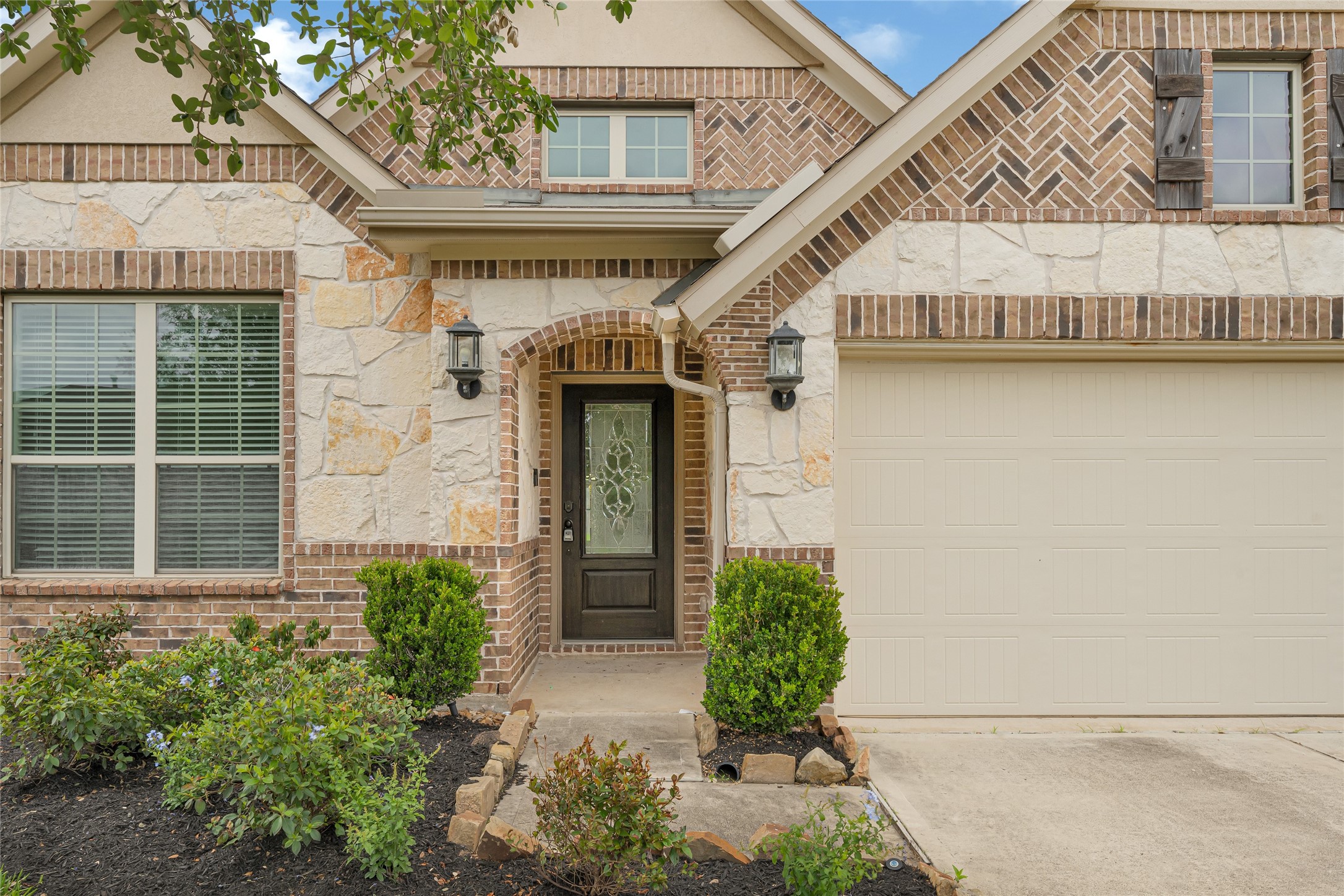 2414 Willow Fall Lane Rosenberg, TX 77469 - Photo 3 of 26