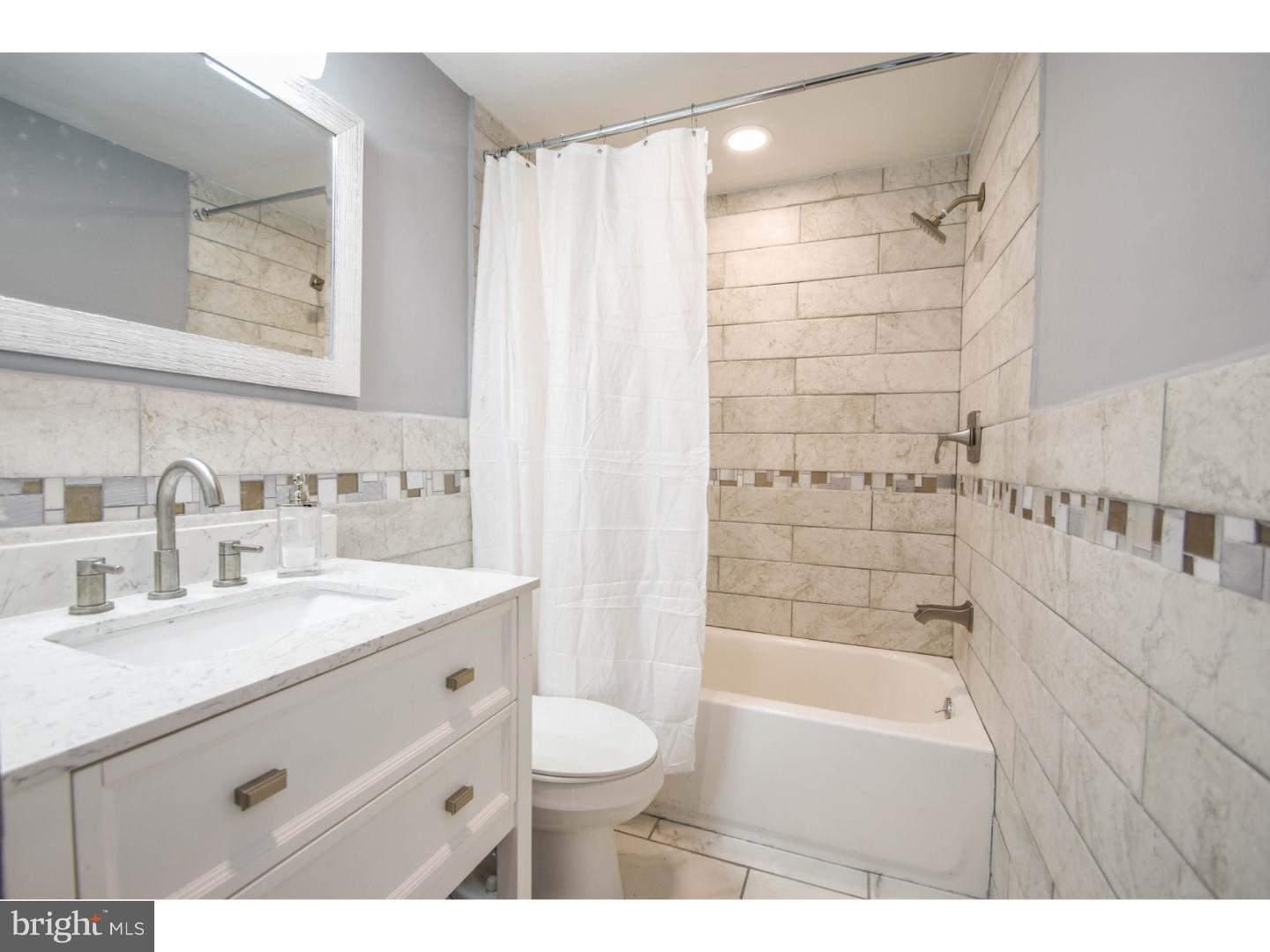 22 Almonesson Road Blackwood, NJ 08012 - Photo 17 of 18 Unit #2
