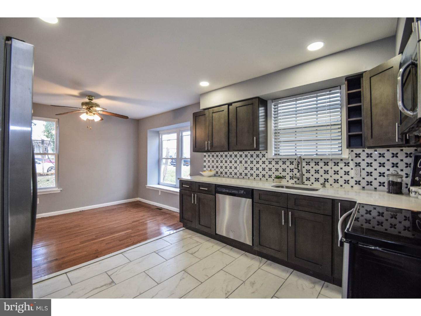 22 Almonesson Road Blackwood, NJ 08012 - Photo 5 of 18 Unit #1
