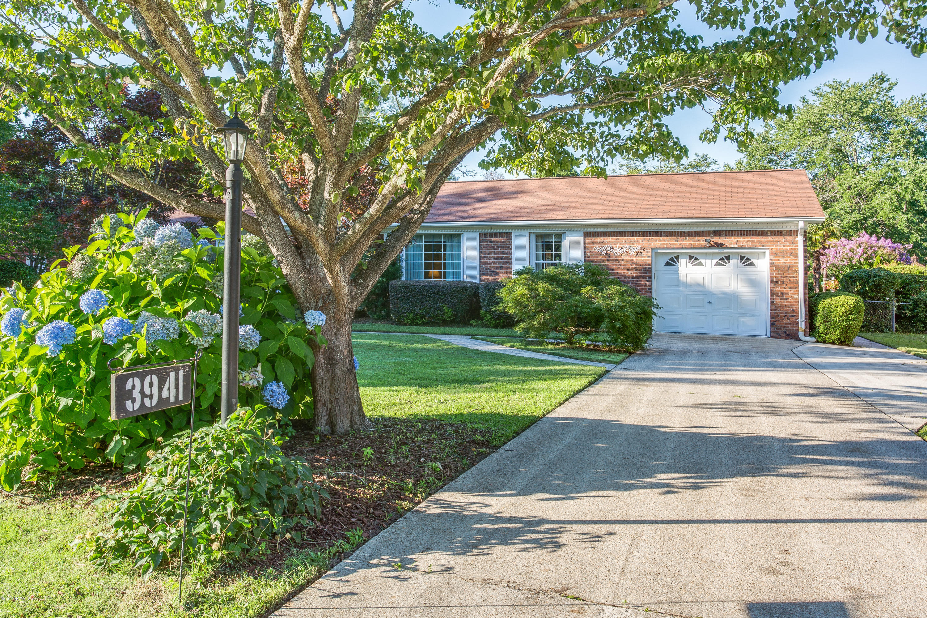 3941 Sweetbriar Road Wilmington, NC 28403 - Photo 3 of 38 Lindsay Fort_Ready-44