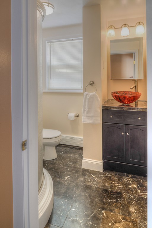 19 Ravenwood Road Peabody, MA 01960 - Photo 16 of 27 Gallery Image 16