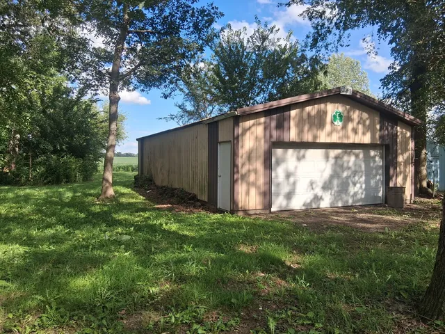 $180,000 | 1923 Bruning Drive, Wilmington, IL 60481