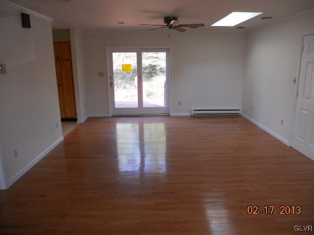 4045 Mauch Chunk Road Coplay, PA 18037 - Photo 3 of 12 Dining room
