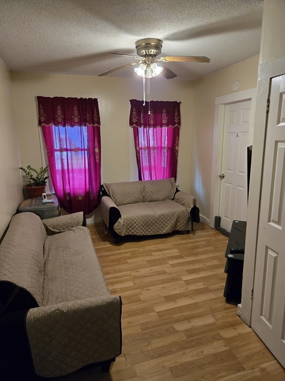 55-59 Margaret Street Springfield, MA 01105 - Photo 4 of 18
