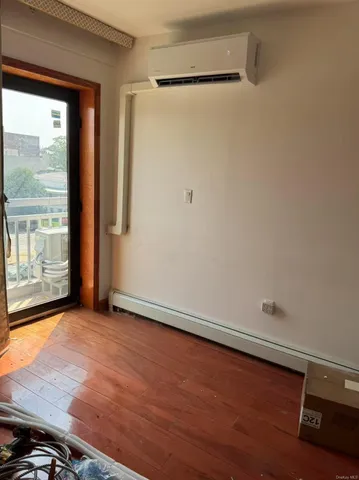 $598,000 | 84-09 Queens Boulevard, Unit 4B | Elmhurst